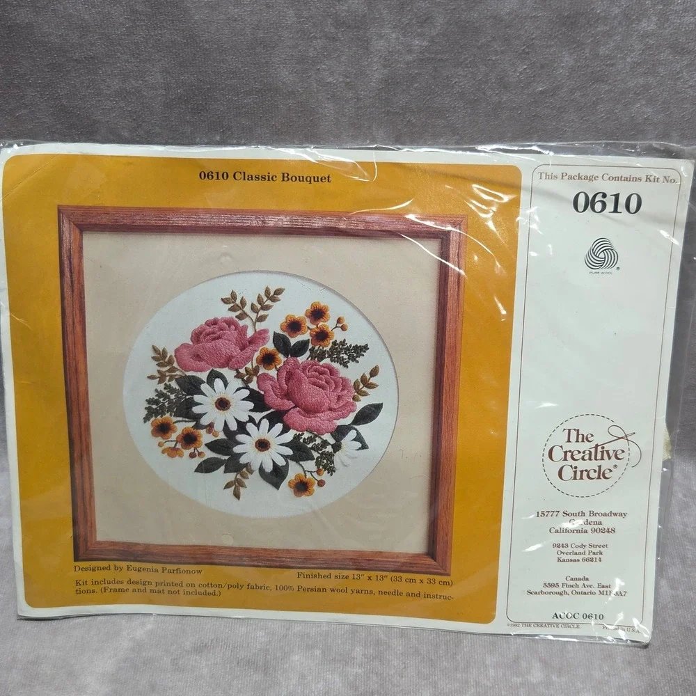 Vintage 1982 Creative Circle 0610 Classic Bouquet Crewel Embroidery Kit Floral